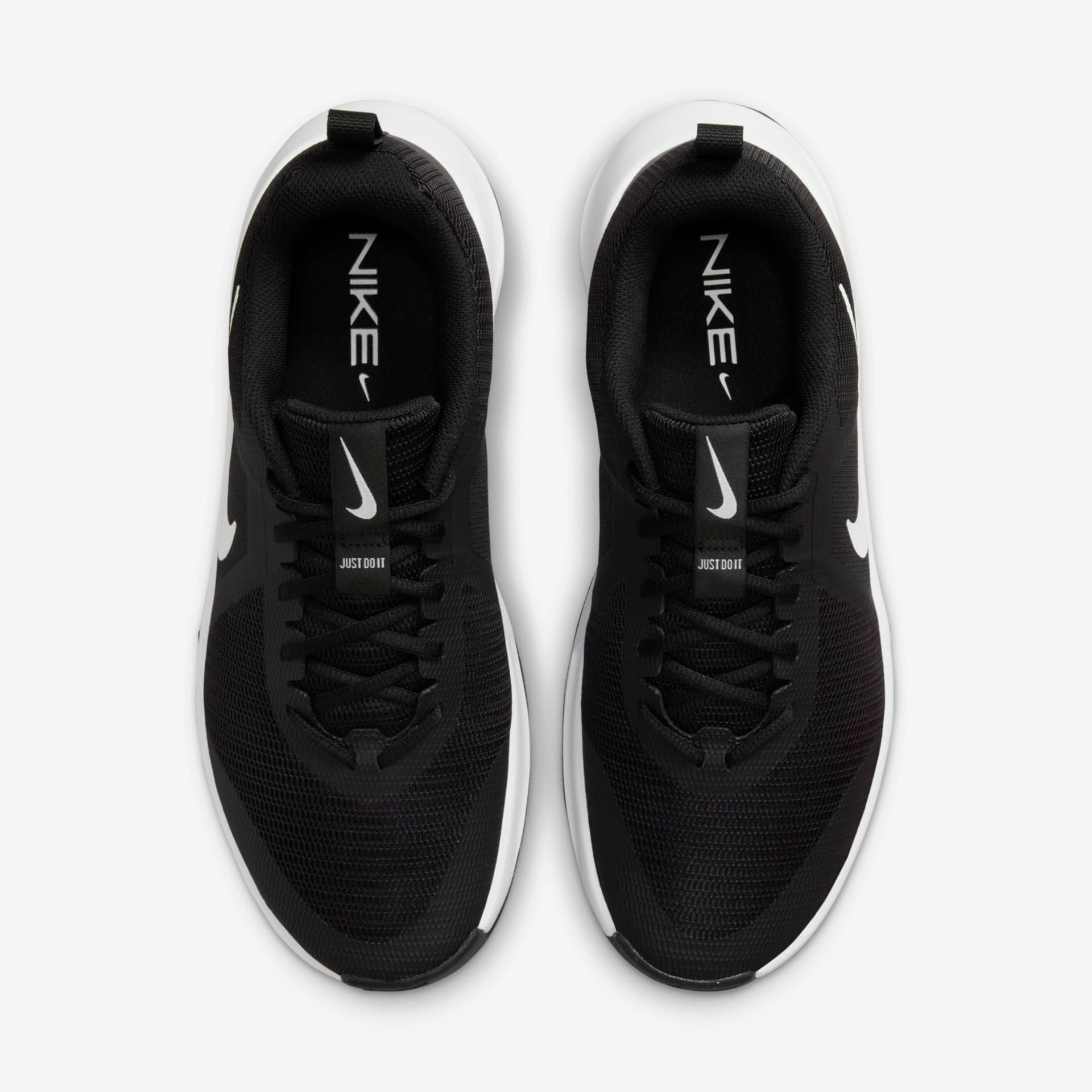 Tênis de Corrida M Nike MC Trainer 3 - Preto / Branco - Unissex