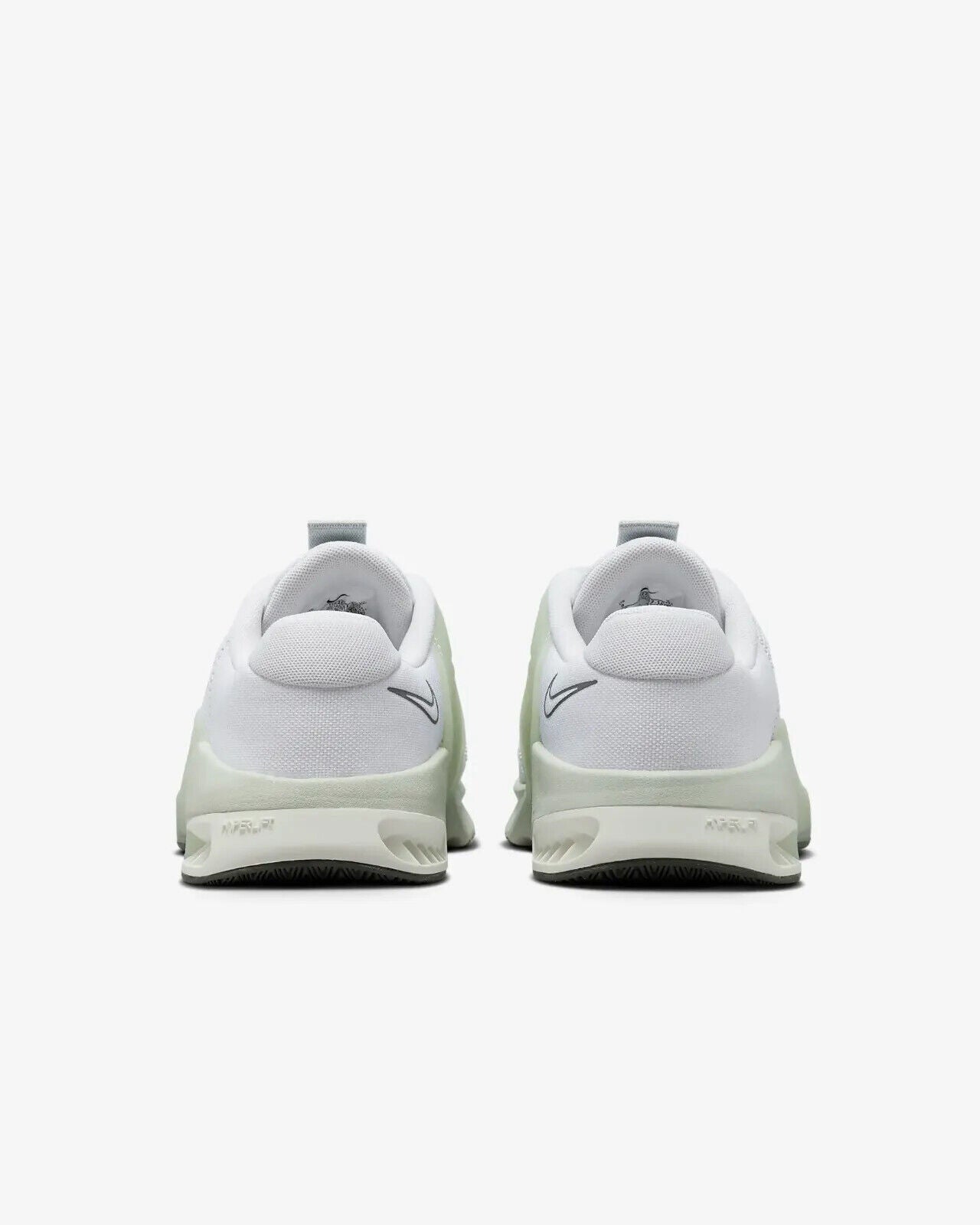 Tênis de Cross Nike Metcon 9 - Branco / Prata - Unissex